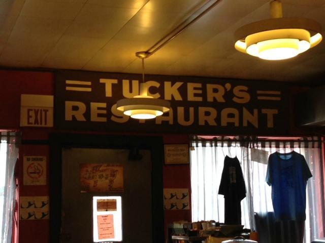 Tucker`s Restaurant - Vine St