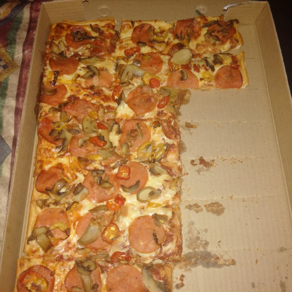 Gus` Pizza