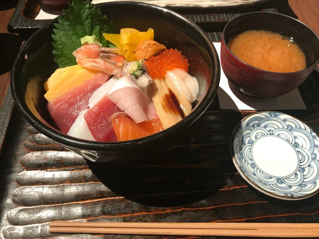 Seafood Tavern Sushi no Isomatsu